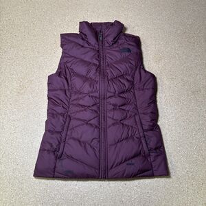 The North Face Puffer Vest Women’s XS Goose Down 550 Outdoors Classic Maroon H2